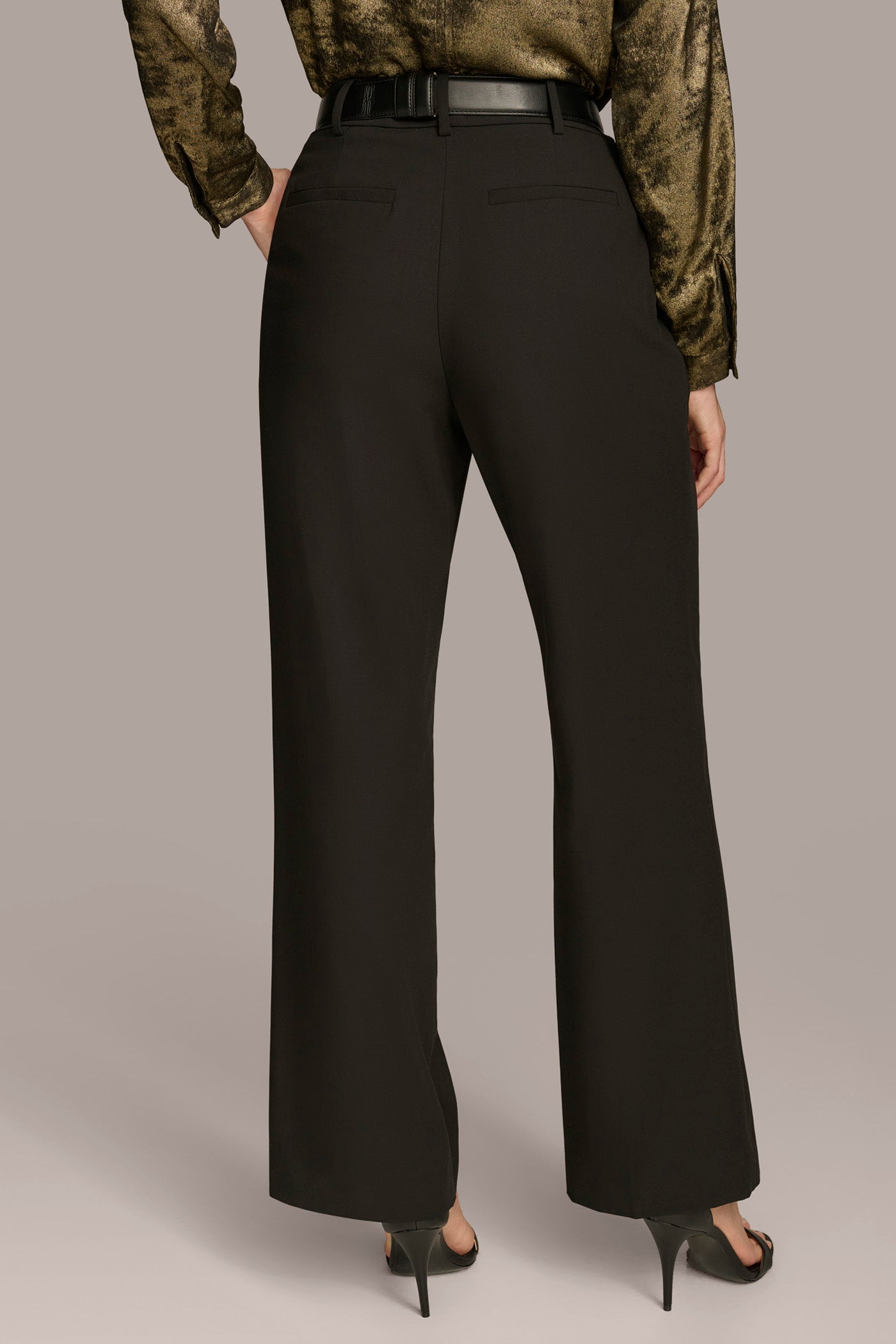 (image for) INGENIOUS CROP WIDE LEG WITH CHAIN BELT